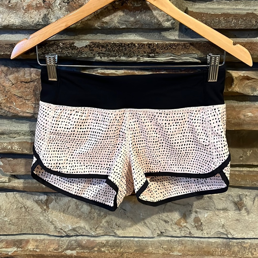 Lululemon Run Speed Shorts Speckle Dot Parfait Pink Black